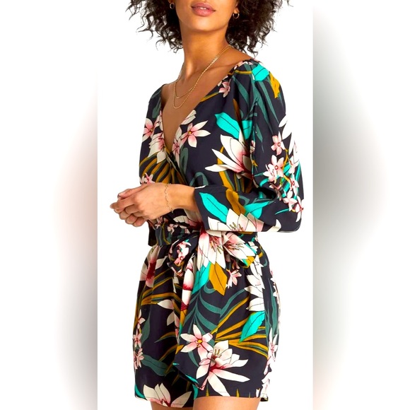 Billabong Floral Romper Jumpsuit - Picture 1 of 16